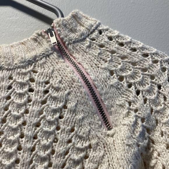 American Eagle Knit Sweater, Sz S - Picture 2 of 4